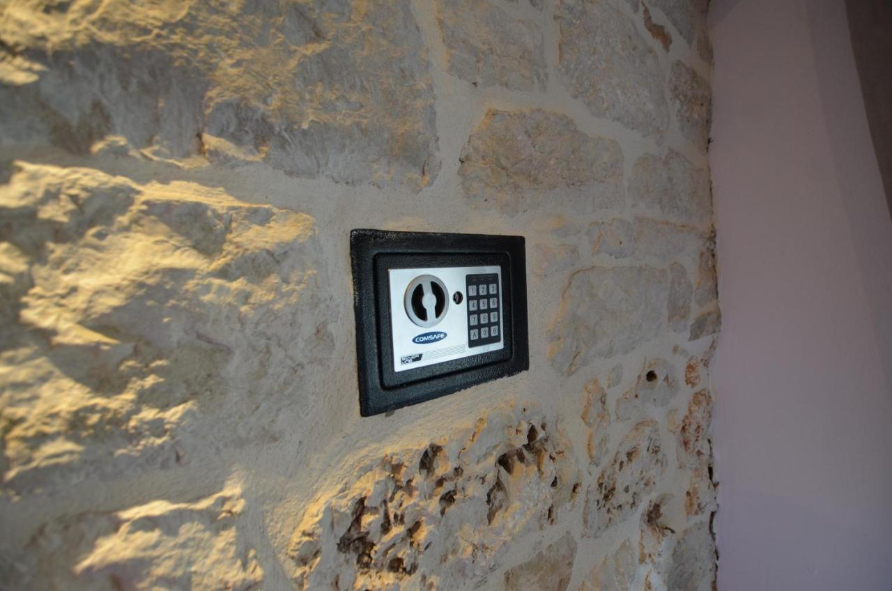 Noanna Apartment Rovinj Exteriör bild