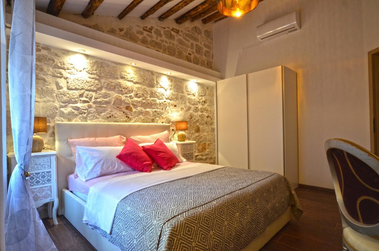 Noanna Apartment Rovinj Exteriör bild